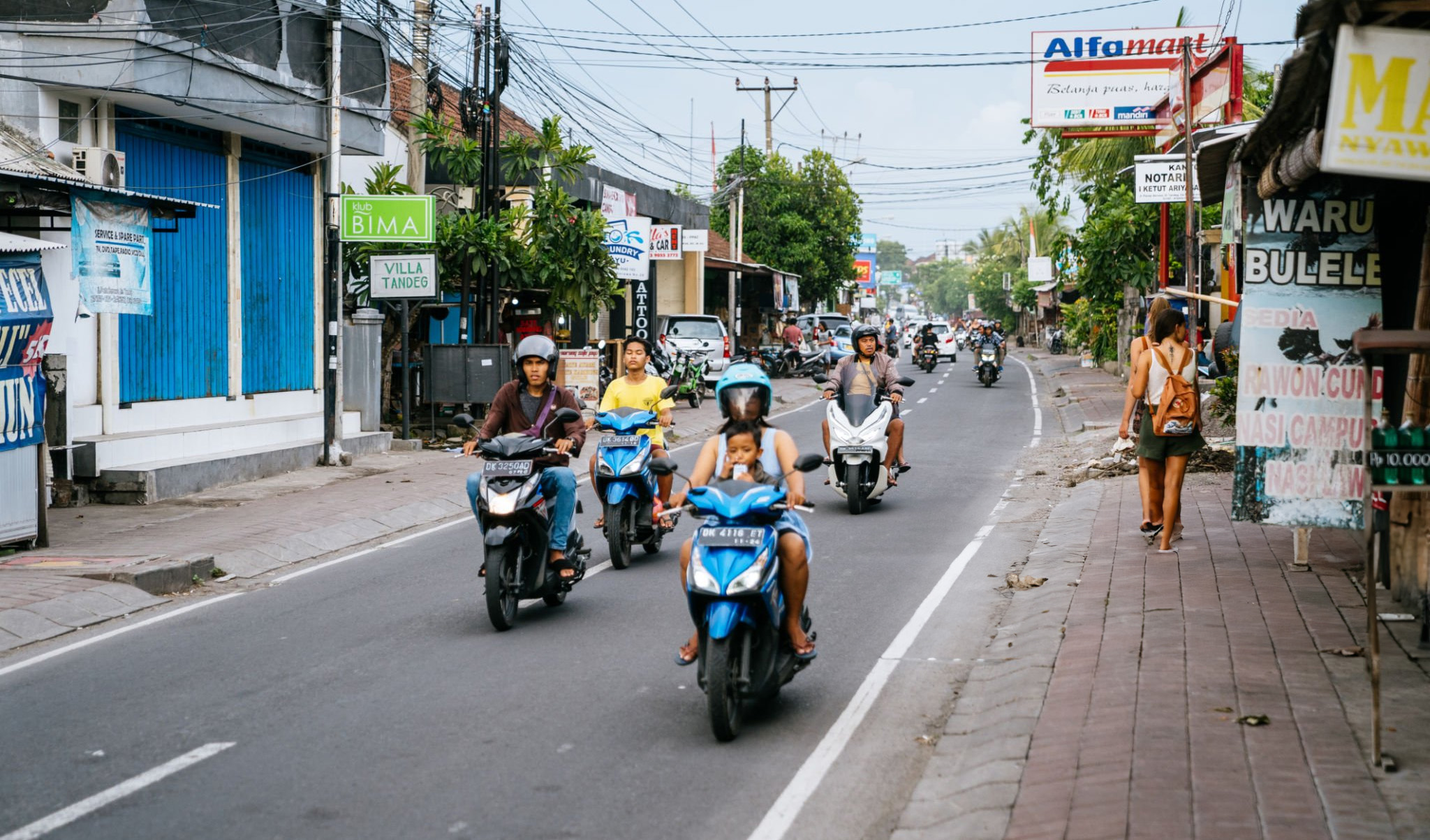 Self drive  Scooters and Motorbikes